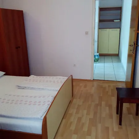 Toni * Starigrad Paklenica